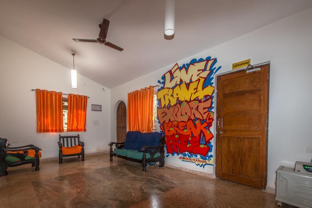Backpacker Panda Goa Hostel Calangute Exterior photo