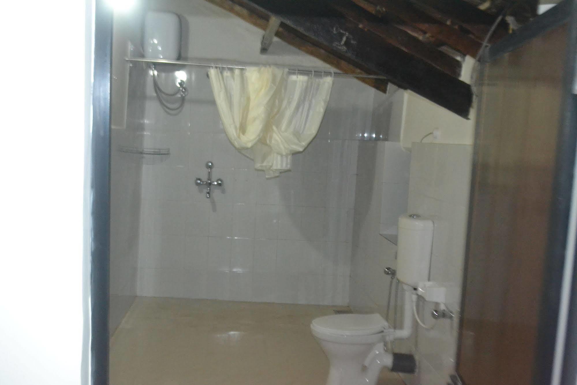 Backpacker Panda Goa Hostel Calangute Exterior photo
