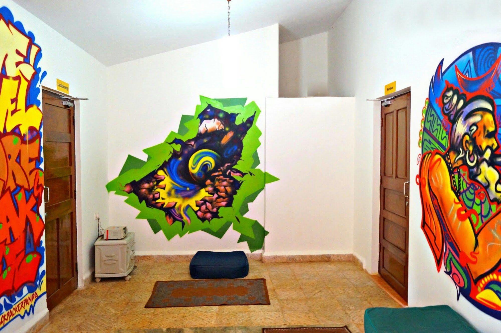 Backpacker Panda Goa Hostel Calangute Exterior photo